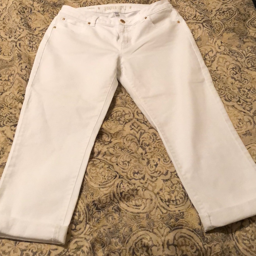 JLo capris